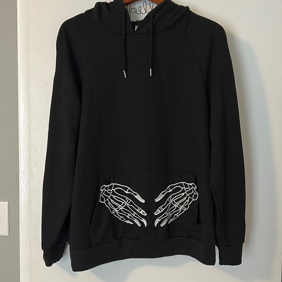 Hoodie, Black w/ Skeleton Arms and Hands, Lightweight, Size Medium - Picture 1 of 5